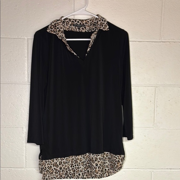 Adrianna Papell Black and Tan 3/4 Sleeve Button Down Shirt - Picture 1 of 6